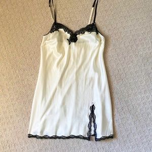 Victoria Secret White Black Lace 